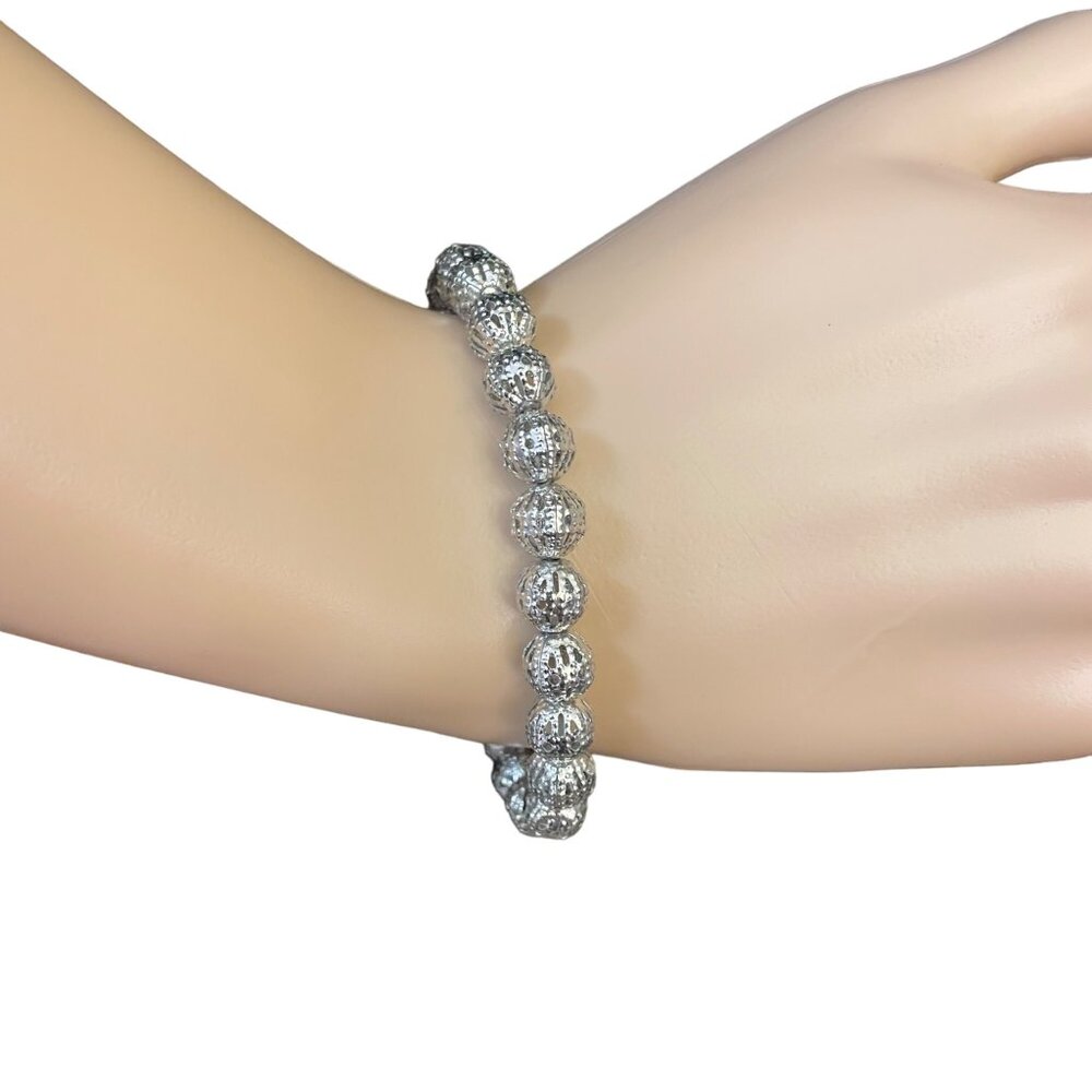 Silver Toned Beaded Stretch Bracelet One Size with Intricate Detailing